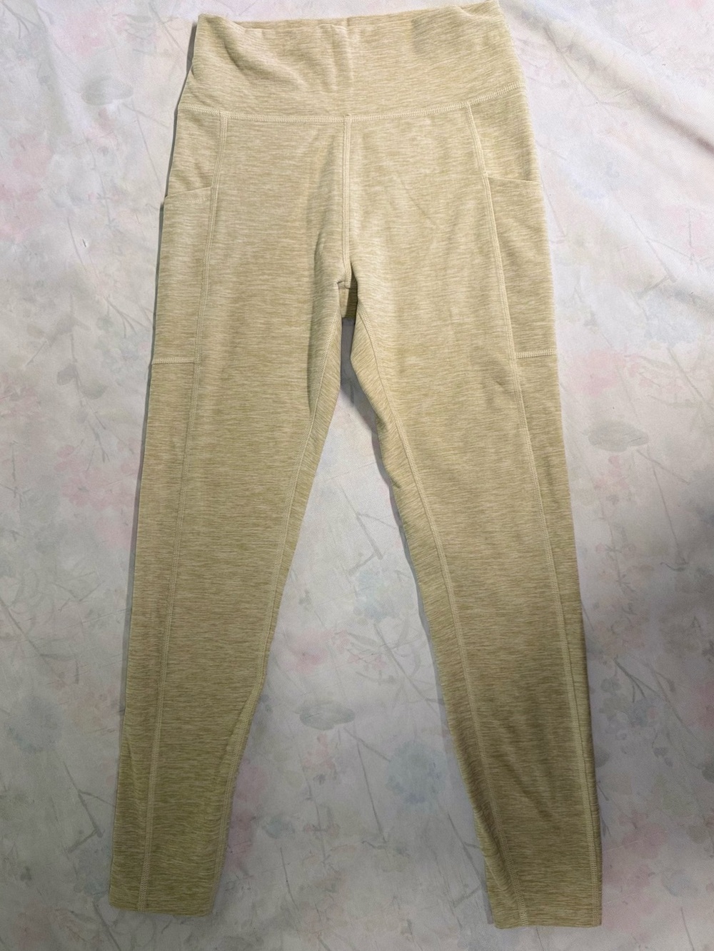 Abercrombie & Fitch active leggings in heather oat/beige 🤍